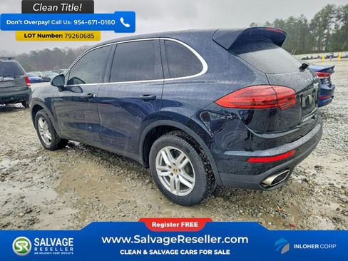 Used 2016 Porsche Cayenne image 3