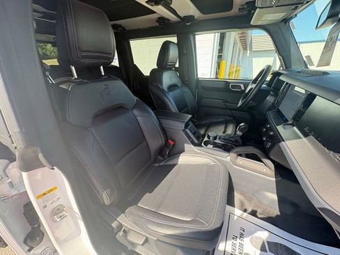 Used 2025 Ford Bronco Badlands AWD/4WD image 30