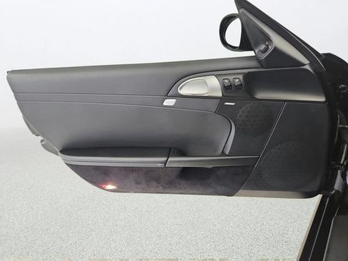 Used 2006 Porsche Boxster RWD image 17
