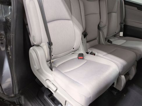 Used 2019 Honda Odyssey EX image 21