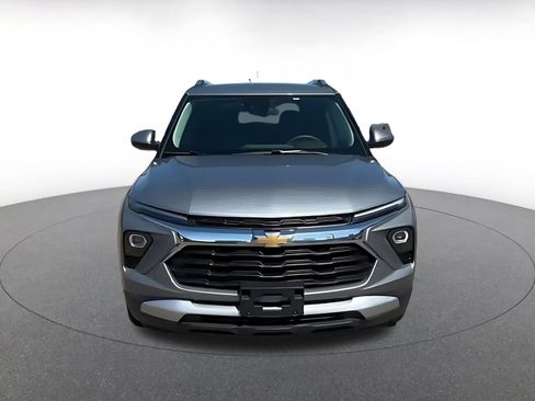 Used 2025 Chevrolet TrailBlazer LT FWD image 4