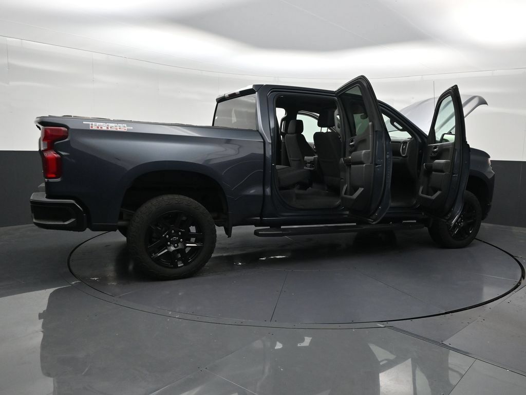 Used 2021 Chevrolet Silverado 1500 LT Trail Boss AWD/4WD image 31
