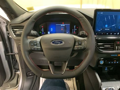 Certified 2023 Ford Escape ST-Line w/ Tech Pack #1 image 31