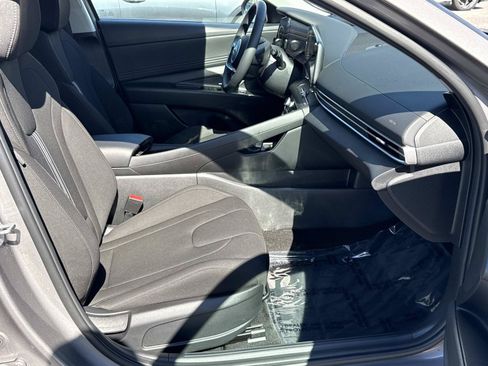 Certified 2023 Hyundai Elantra SEL w/ Convenience Package FWD image 20