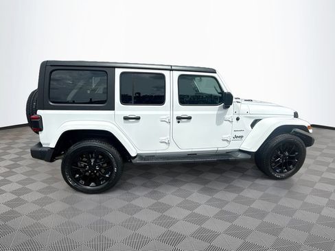 Used 2023 Jeep Wrangler Unlimited Sahara w/ Cold Weather Group AWD/4WD image 5