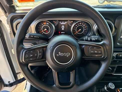 Used 2023 Jeep Wrangler Sport image 12