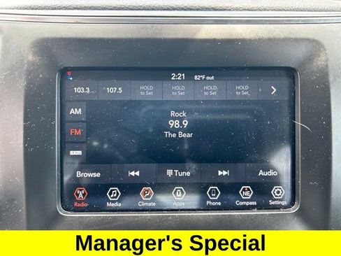 Used 2019 Jeep Cherokee Latitude Plus AWD/4WD image 22