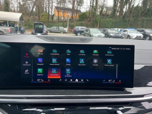 Used 2024 BMW X5 xDrive50e w/ M Sport Package image 27