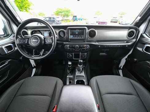 Used 2022 Jeep Wrangler Sport AWD/4WD image 24