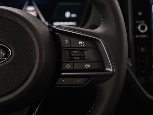 Used 2025 Subaru Forester Limited image 26