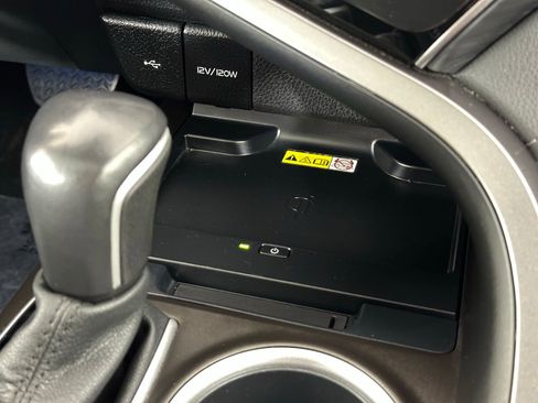Used 2022 Toyota Camry XLE w/ Cold Weather Package FWD image 17