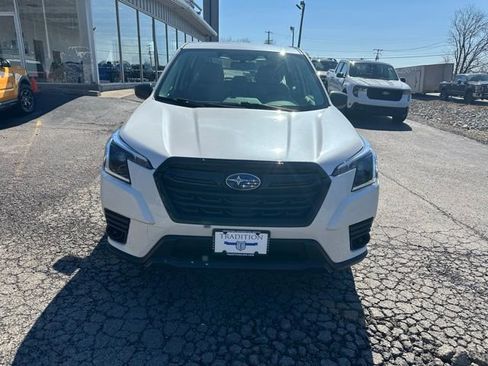 Used 2023 Subaru Forester AWD/4WD image 7