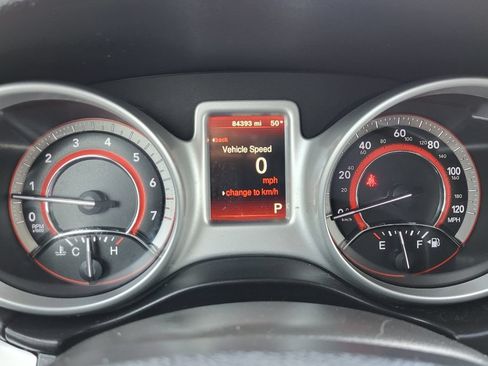 Used 2020 Dodge Journey SE w/ SE Popular Equipment Group FWD image 20