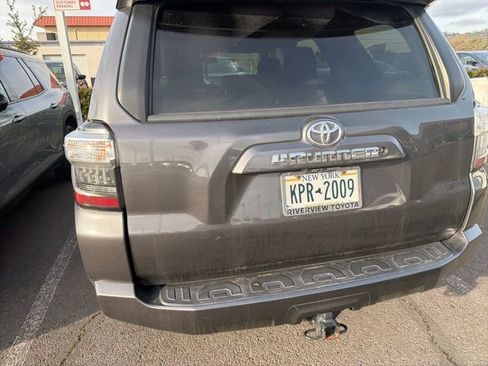 Certified 2016 Toyota 4Runner SR5 image 12