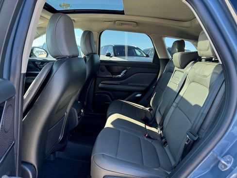 New 2025 Lincoln Corsair AWD w/ Equipment Group 101A image 10