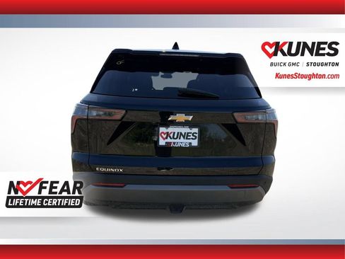 Used 2026 Chevrolet Equinox LT FWD image 10