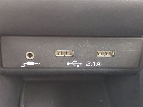 Used 2022 Subaru Outback Limited image 23