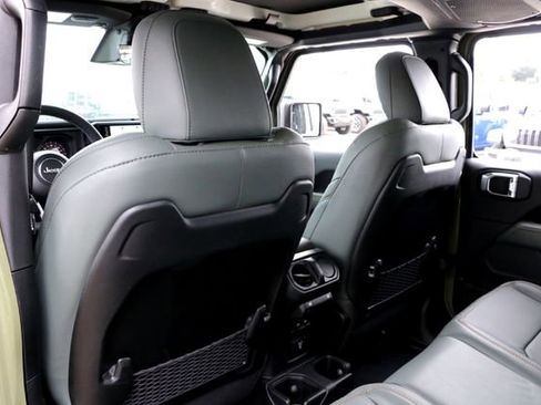 New 2026 Jeep Gladiator Mojave image 17