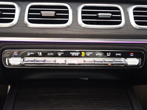 Certified 2026 Mercedes-Benz GLE 53 AMG 4MATIC Coupe image 33