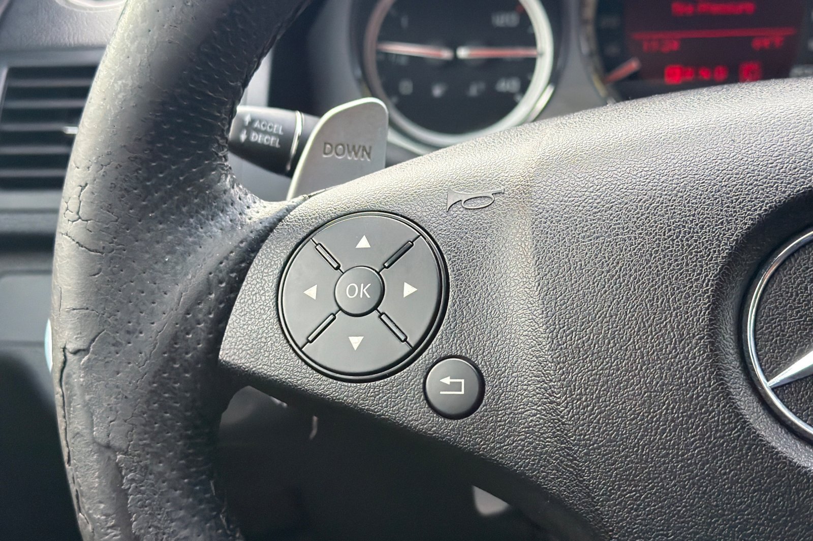 Used 2009 Mercedes-Benz C 63 AMG Sedan image 27