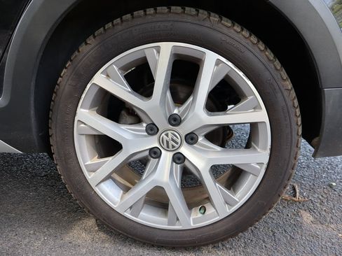 Used 2017 Volkswagen Golf Alltrack SEL AWD/4WD image 41