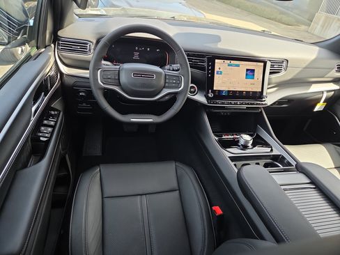 New 2026 Jeep Grand Wagoneer SERIES 2 4 w/ Premium Group I image 6