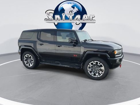 New 2026 GMC Hummer EV SUV w/ LPO, Illumination Package image 2