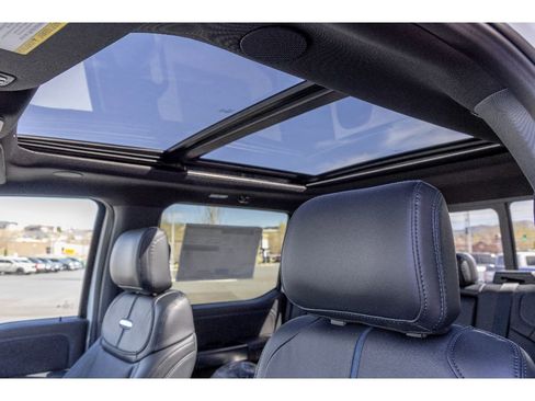 New 2026 Ford F350 Platinum w/ Tremor Off-Road Package AWD/4WD image 18