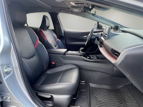 Certified 2024 Toyota Prius Prime FWD image 16