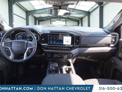 Used 2025 Chevrolet Silverado 1500 RST w/ Convenience Package II AWD/4WD image 4