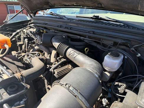 Used 2003 Ford F250 XL image 26