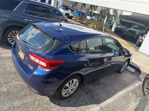 Used 2017 Subaru Impreza 2.0i image 7