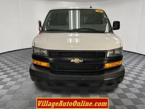 Used 2020 Chevrolet Express 2500 w/ Driver Convenience Package RWD image 6