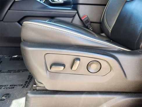 Used 2024 Chevrolet Tahoe Premier image 8