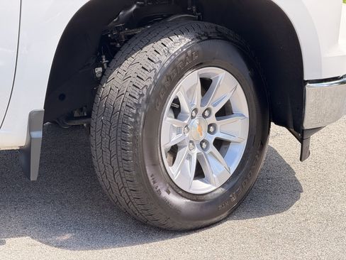 Used 2025 Chevrolet Silverado 1500 W/T RWD image 5