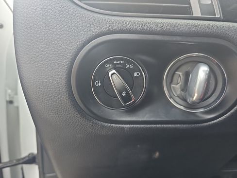 Used 2021 Porsche Macan AWD/4WD image 27