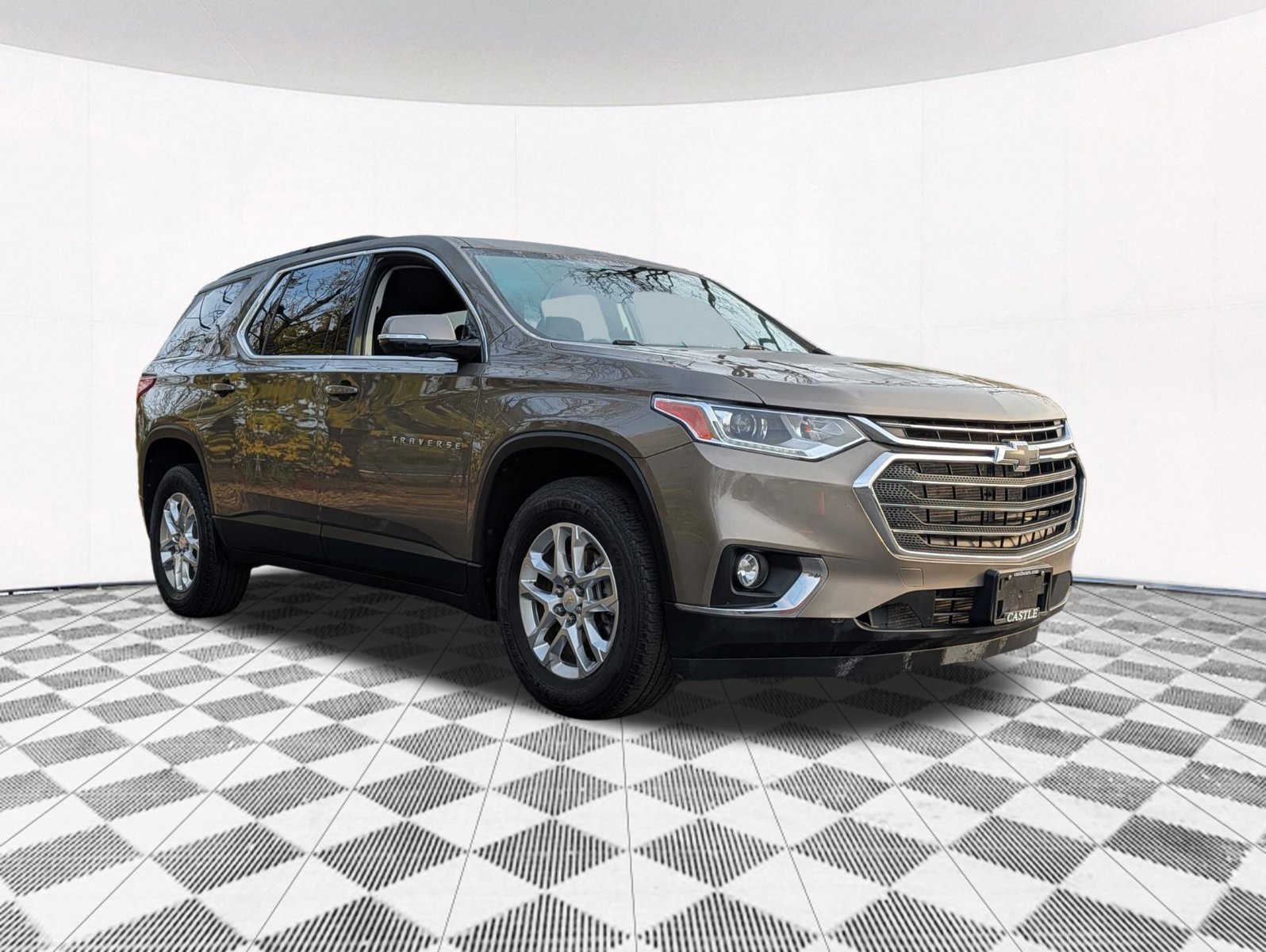 Used 2020 Chevrolet Traverse LT w/ Driver Confidence II Package AWD/4WD image 18