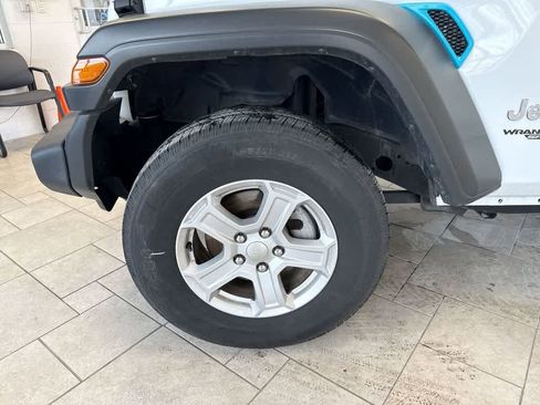 Used 2020 Jeep Wrangler Sport image 15