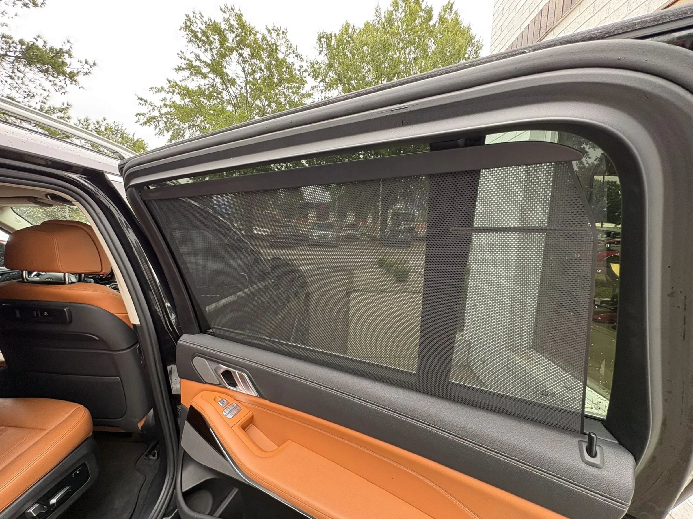 Used 2019 BMW X7 xDrive50i w/ Premium Package AWD/4WD image 28