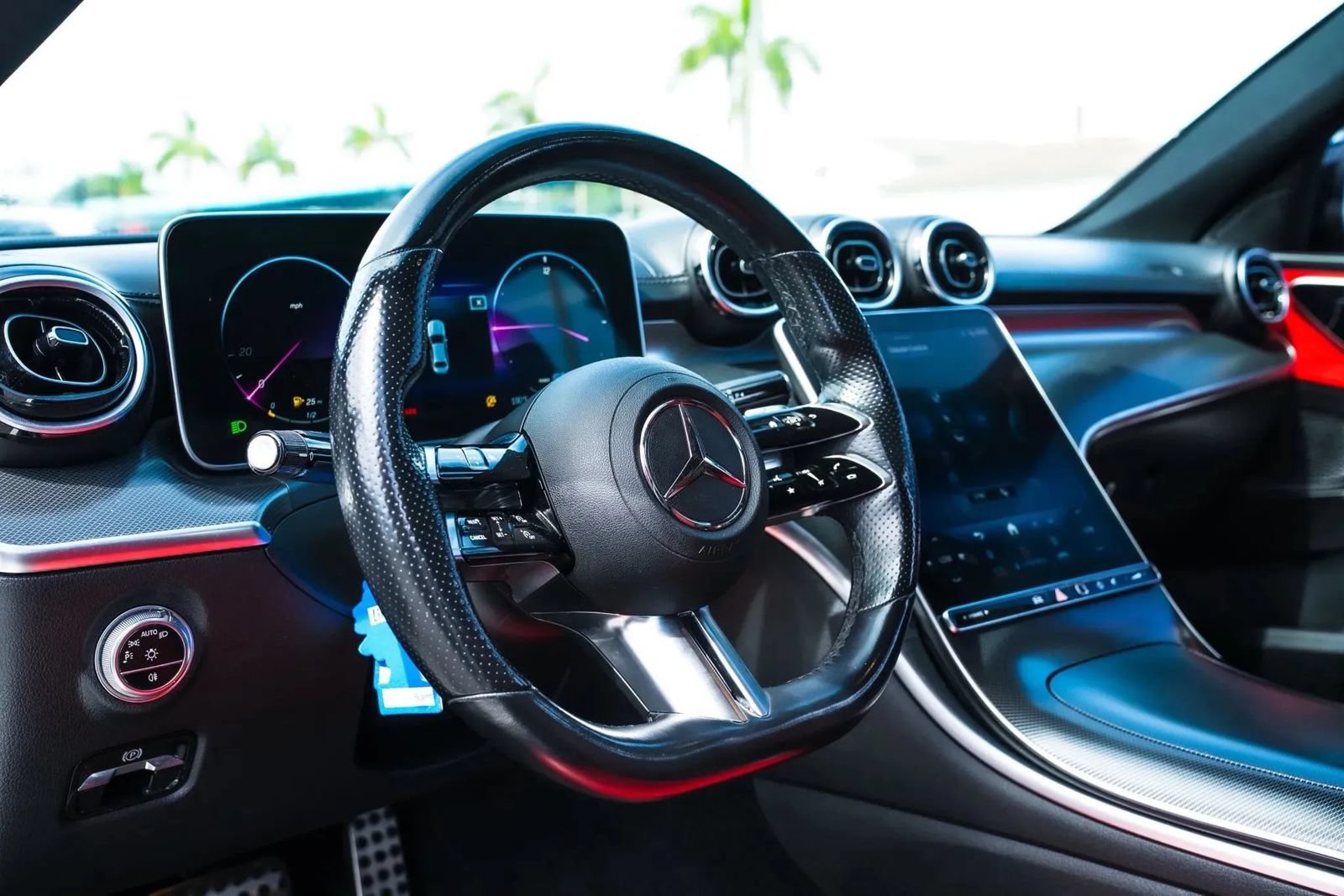 Used 2022 Mercedes-Benz C 300 Sedan image 15