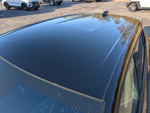 Used 2025 Chevrolet Equinox EV LT image 14