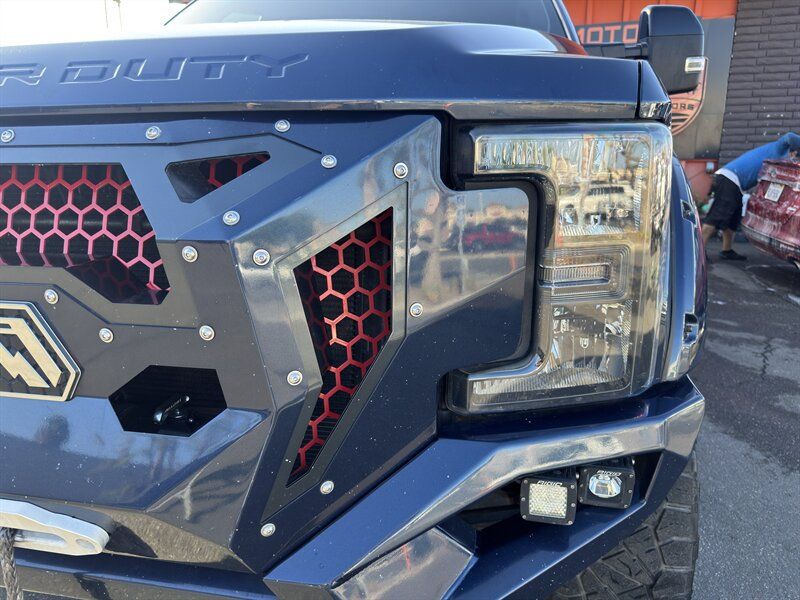 Used 2019 Ford F250 Lariat AWD/4WD image 6