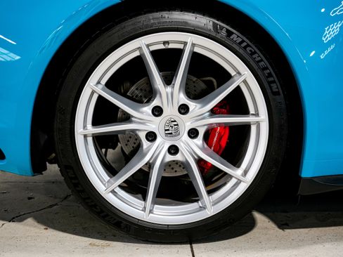 Used 2018 Porsche 911 Carrera 4S image 46