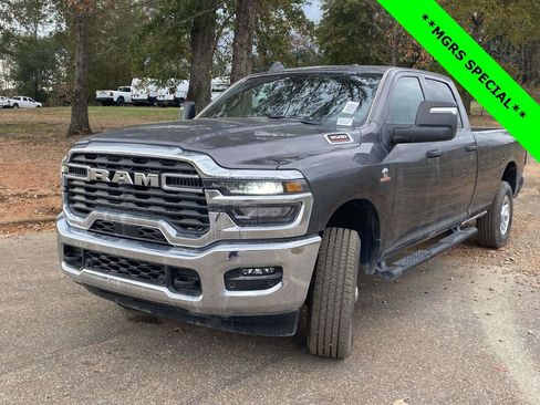 New 2025 RAM 3500 Tradesman image 33