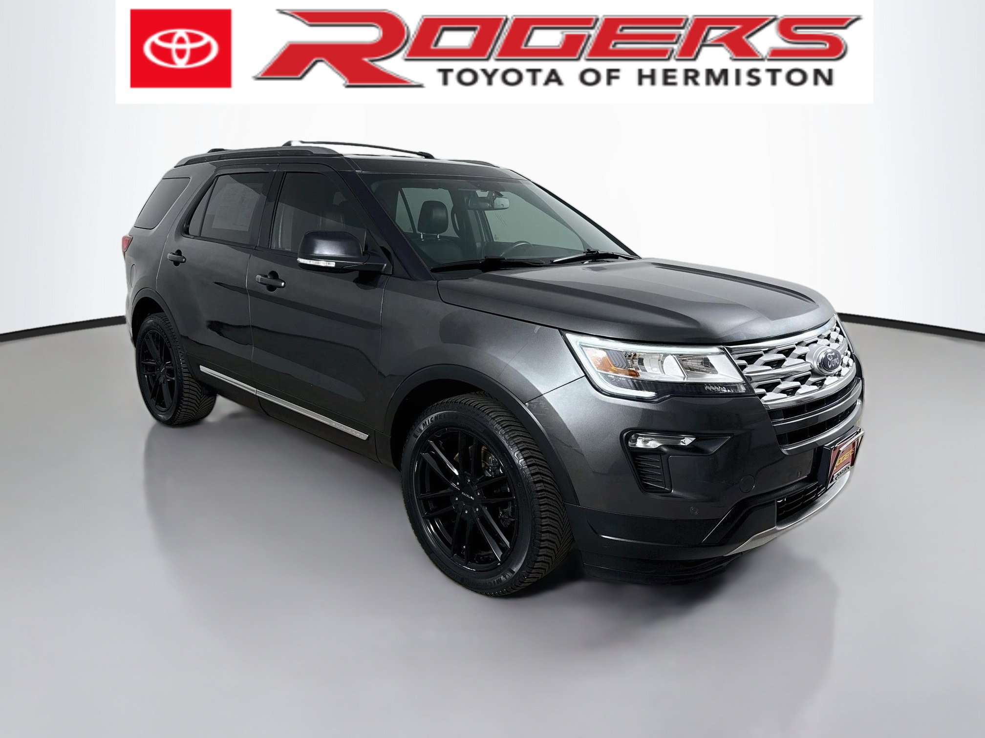 Used 2018 Ford Explorer XLT w/ Equipment Group 202A AWD/4WD image 1