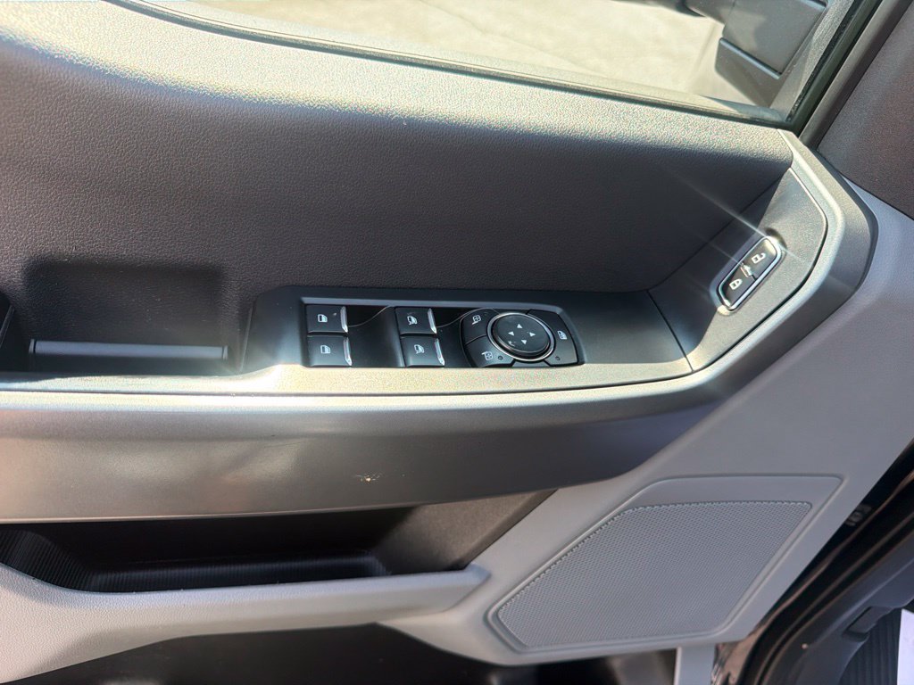 Certified 2025 Ford F250 XLT AWD/4WD image 26
