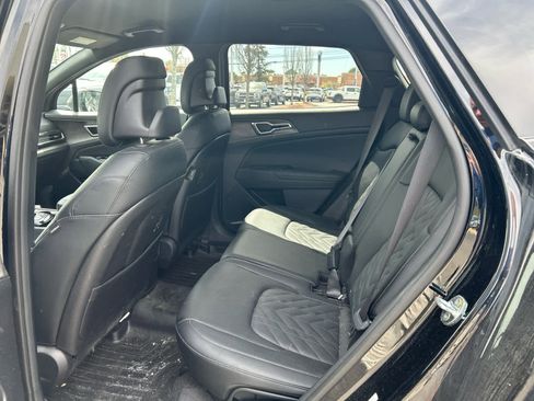Used 2023 Kia Sportage X-Line AWD/4WD image 9