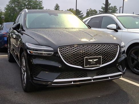 Certified 2024 Genesis GV70 2.5T w/ Advanced Package AWD/4WD image 2