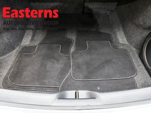 Used 2023 Chrysler 300 S image 9