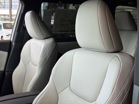 Used 2026 Lexus TX 350 AWD w/ Technology Package image 13